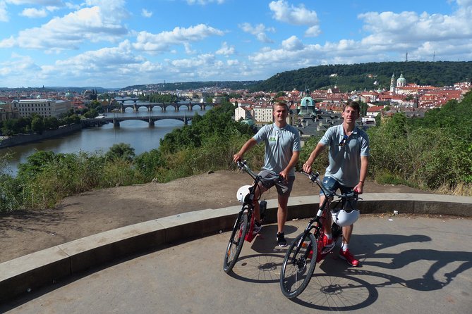 Prague E-scooter Sightseeing Small Group or Private Tour & Free Taxi Pick Up - Age and Weight Requirements