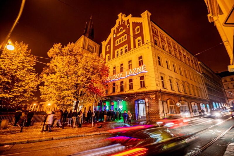 Prague: Entry Ticket to Ice Pub Prague With Nightclub Option - Accessibility and Comfort