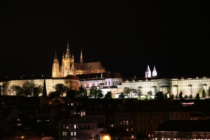 Prague: Evening Photography Tour by Car - Highlights of the Experience