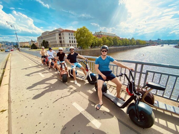 Prague: Fat Tire E-Bike Guided Tour - E-Bike Safety Briefing