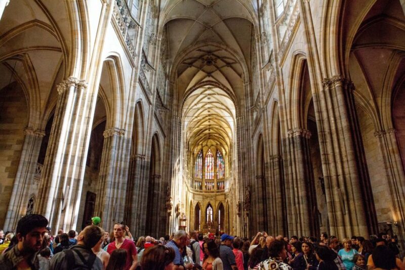 Prague: Full-Day Sightseeing Tour With Cruise and Lunch - Cruise Experience