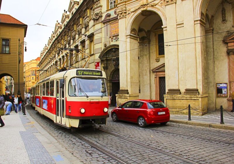 Prague: Full-Day Tour With Lunch and River Boat Cruise - Tour Inclusions