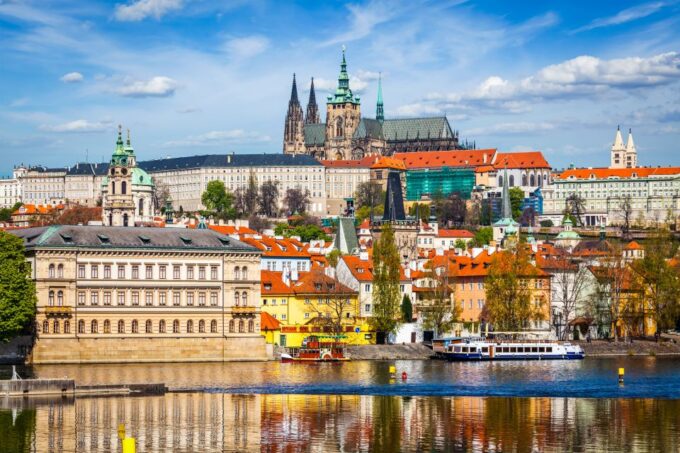 Prague: Full-Day Tour With Lunch and River Boat Cruise - Pricing and Duration