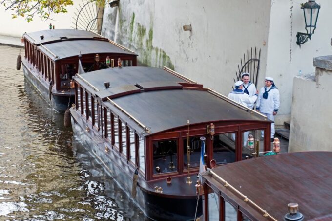 Prague: Full-Day Tour With Lunch and River Boat Cruise - Customer Reviews