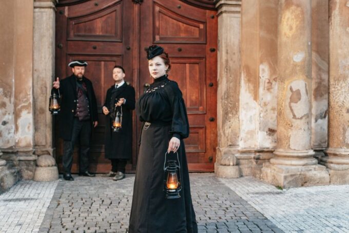 Prague: Ghosts and Legends Nighttime Guided Walking Tour - Customer Feedback
