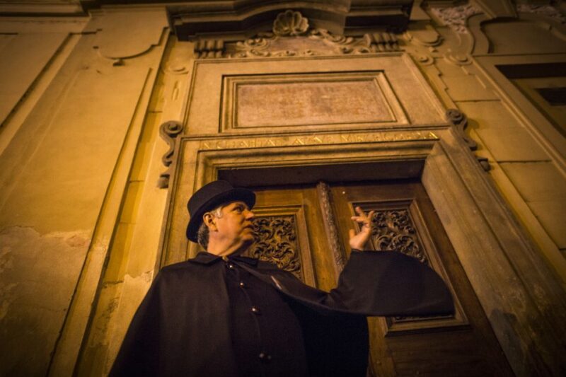 Prague: Ghosts and Legends of the Old Town Evening Tour - Guided Experience