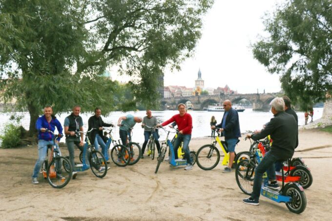 Prague: Grand Segway and Escooter Live Guided City Tour - Customer Feedback