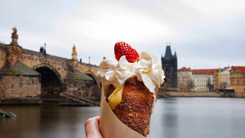 Prague: Guided Street Food Walking Tour - Experience Highlights