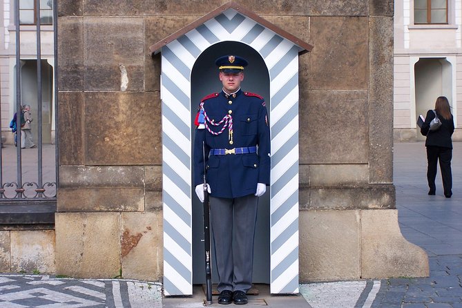Prague Half Day City Tour Including Vltava River Cruise - Reviews