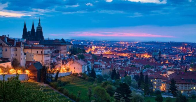 Prague in One Day: 7 Hours Tour - Tour Duration and Price