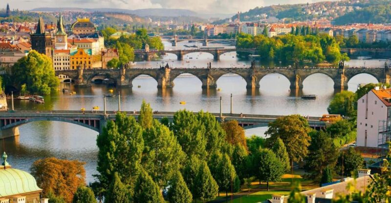 Prague: Insta-Perfect Walk With a Local - Experience Highlights