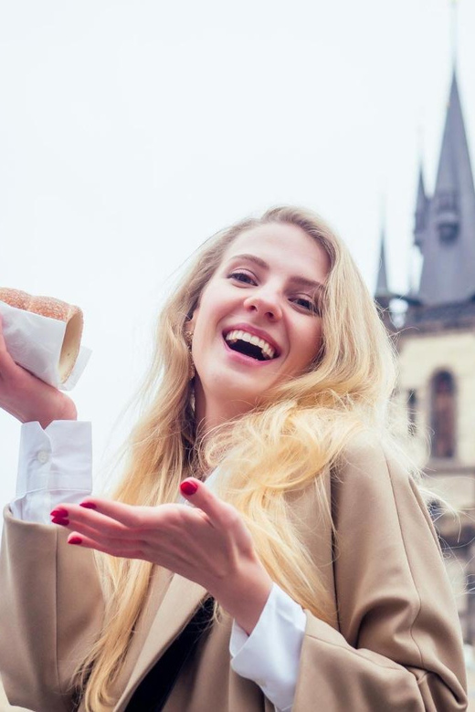 Prague: Insta-Perfect Walk With a Local - Whats Included