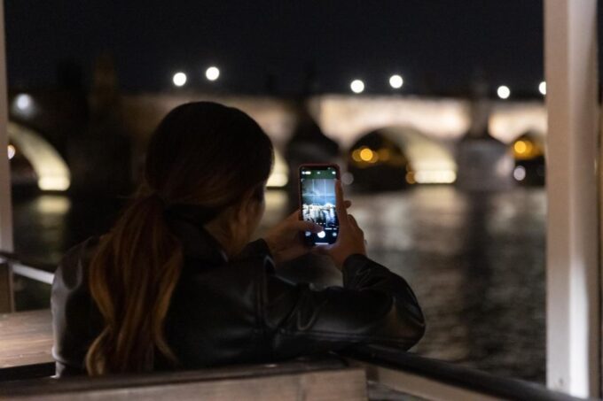 Prague: Jazz Boat Cruise With Concert and Optional Meal - Dress Code and Comfort