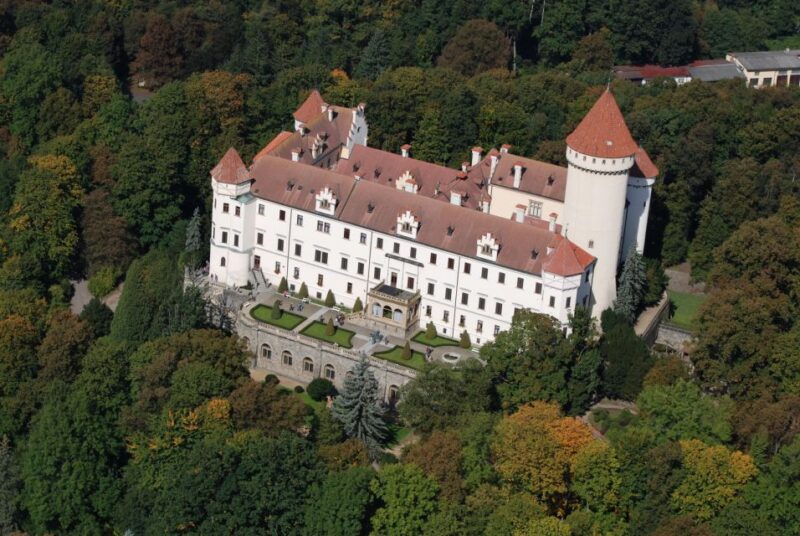 Prague: KarlšTejn Castle Guided Tour With Entry Ticket - Key Points