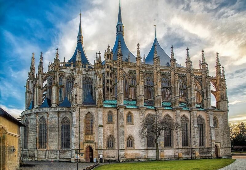 Prague: Kutná Hora and Bone Church With Round-Trip Transfer - Customer Reviews and Ratings