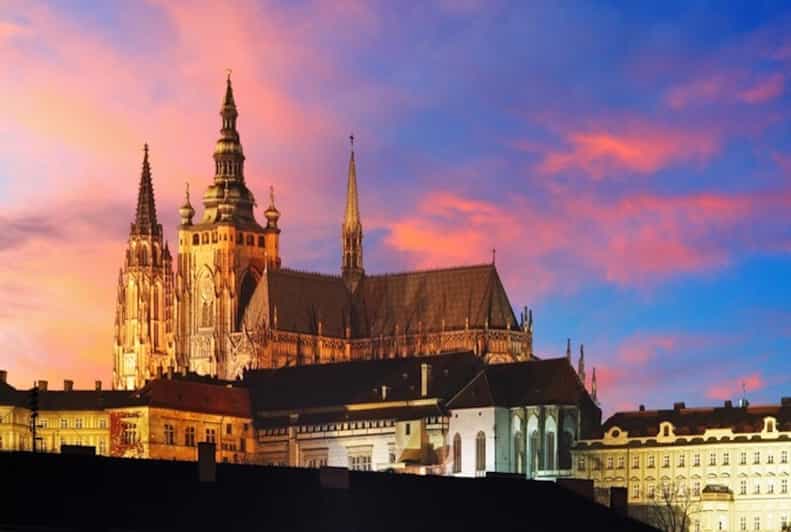 Prague: Luxury River Cruise With Prague Hidden Gems Tour - Dress Code and Accessibility