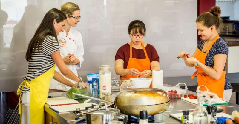 Prague: Market Tour and Traditional Czech Cooking Class - Customer Feedback