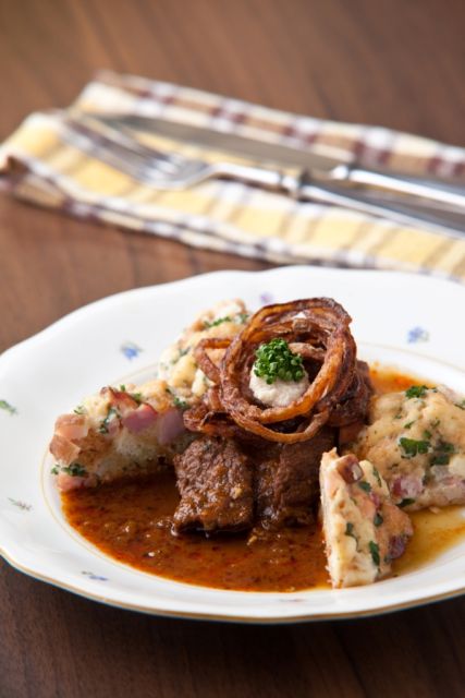 Prague: Market Tour and Traditional Czech Cooking Class - Booking Confirmation