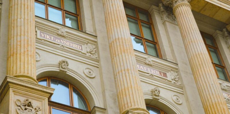 Prague: National Museum Ticket & Online Audioguide City Tour - Experience Highlights