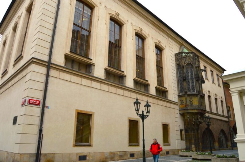 Prague: National Museum Ticket & Online Audioguide City Tour - Audioguide Details