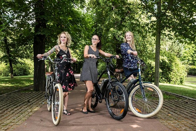 Prague Nature Highlights PRIVATE E-Bike Tour - Exploring Historic City Neighborhoods