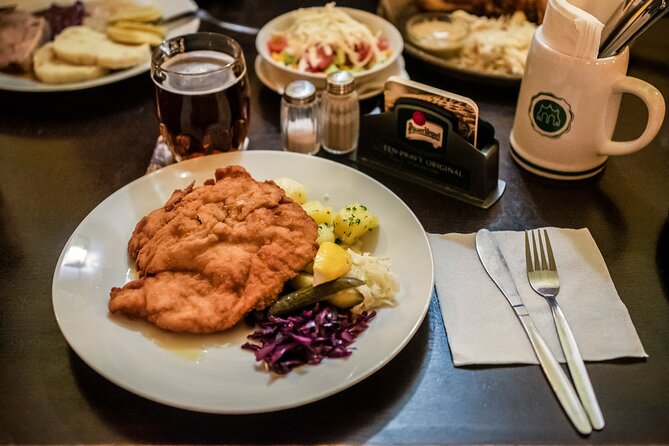 Prague Old Town And Beer Walking Tour Including Dinner - Customizable Experience