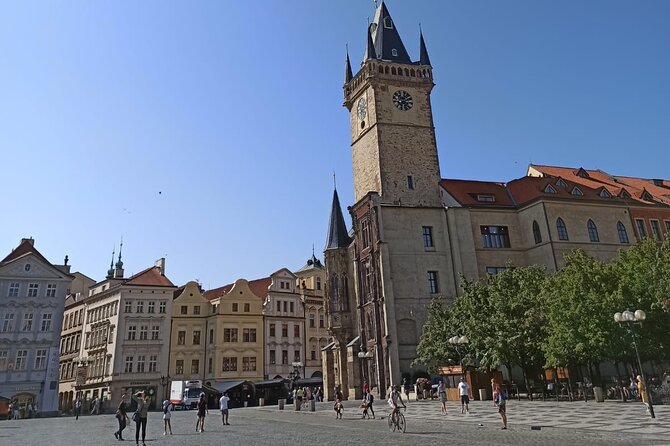 Prague: Old Town and Jewish Quarter Small-Group Tour - Guided Tour Experience