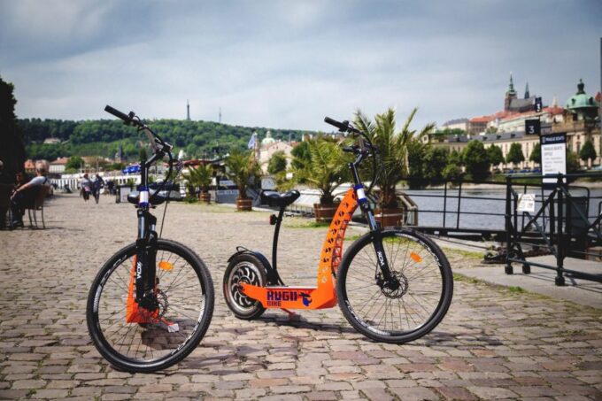 Prague: Old Town Highlights E-Scooter Small Group Tour - Customer Reviews and Ratings