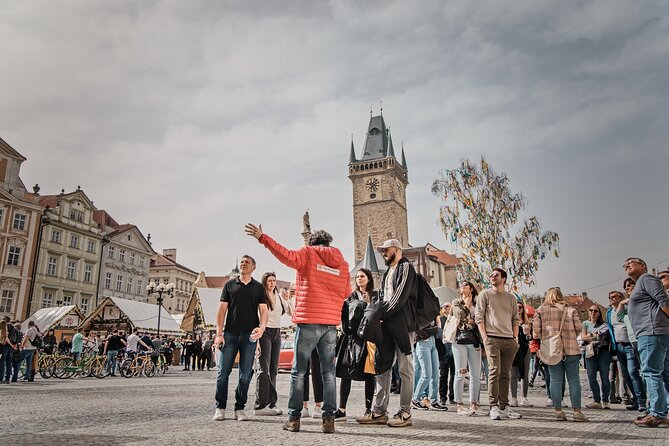 Prague Old Town, River Cruise and Prague Castle Sightseeing Tour Including Lunch - Meeting and End Points