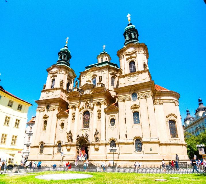 Prague: Old Town Square and Astronomical Clock Audio Guide - History of Old Town Hall