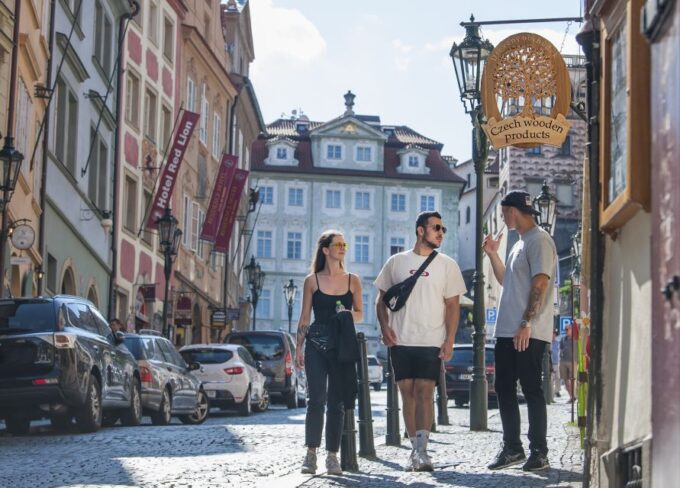 Prague: One Prague Tour With Local Food & Beer - Customer Feedback