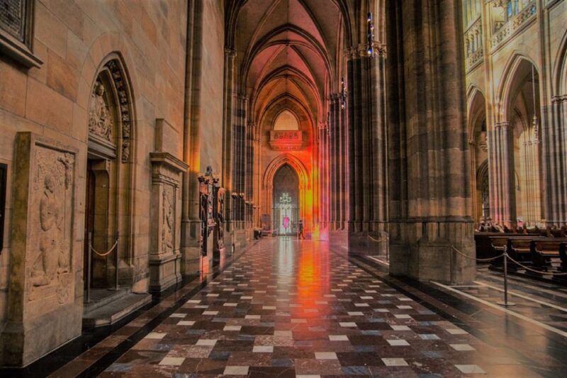 Prague: Prague Castle Complex Smartphone Audio Guide - Important Information