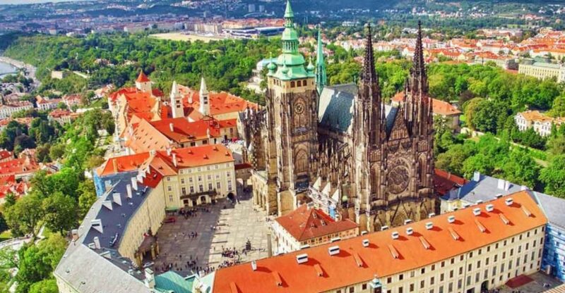 Prague: Prague Castle Guided Tour - Tour Highlights