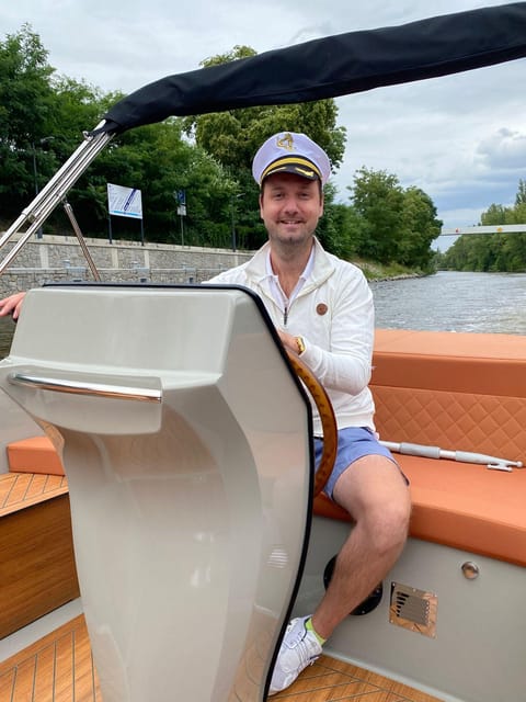 Prague Private Boat Tour - 2 Hours - Experience and Itinerary