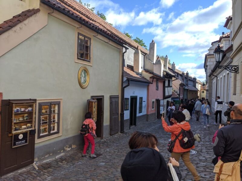 Prague: Private Full-Day Tour With Prague Castle Tickets - Itinerary Highlights
