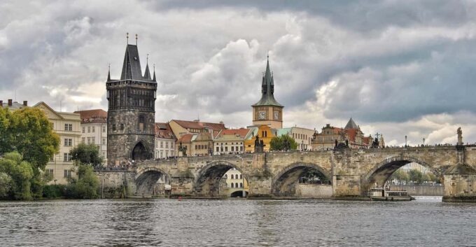 Prague - Private Historic Walking Tour - Tour Duration and Languages