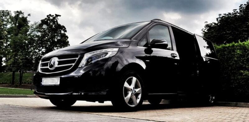 Prague: Private Transfer From or to Krakow - Accessibility and Accommodations