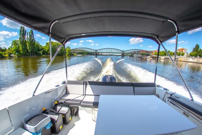 Prague: Private Vltava River Speedboat Cruise With Prosecco - Frequently Asked Questions