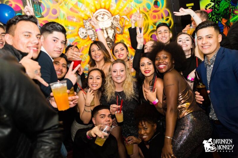 Prague: Pub Crawl With Open Bar and VIP Entry - Inclusions