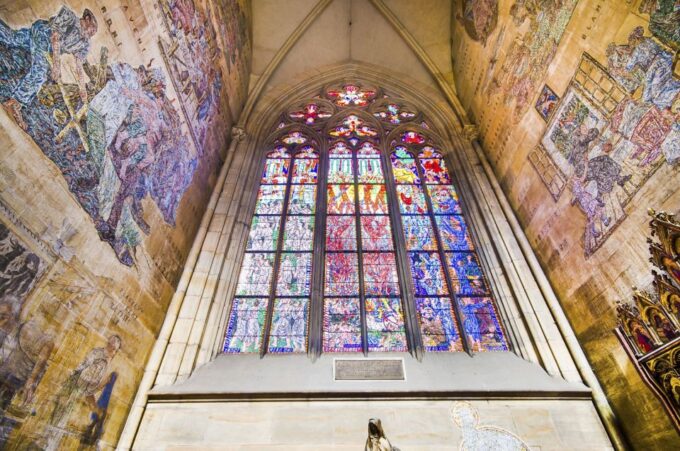 Prague: Skip-the-line Castle Ticket and Optional Audio Guide - Discounts and Student/Senior Rates