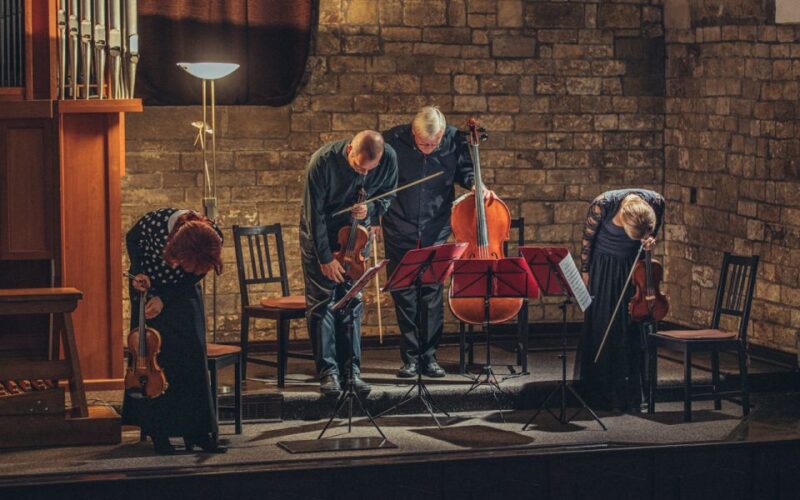 Prague, St. Martin: The Best of World & Czech Music - Customer Feedback