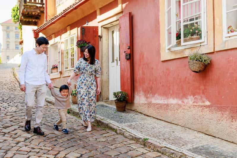 Prague Sunrise Photoshoot + Walking Tour - Itinerary Highlights