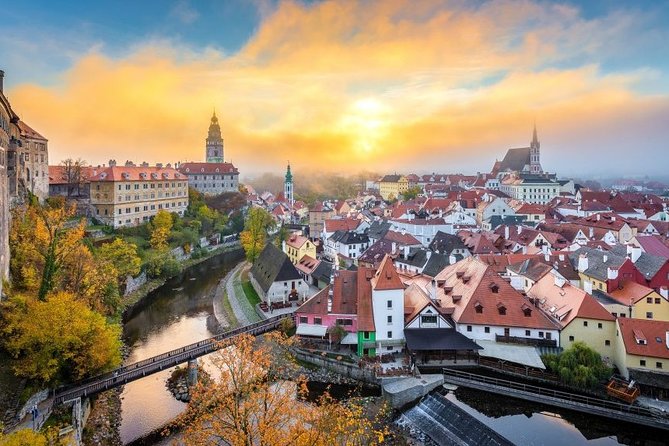 Prague to Cesky Krumlov - Private Transfer With 2 Hours of Sightseeing - Key Points