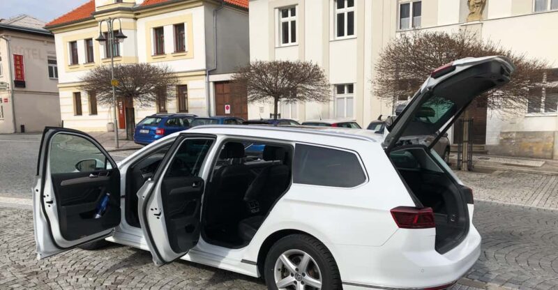 Prague: Transfer From Train/Bus Station to Hotel - Choosing the Right Transfer