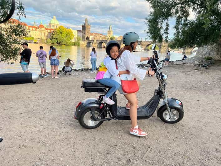 Prague: VIP Private 3 Hours E-Scooter Tour With Guide - Itinerary and Locations