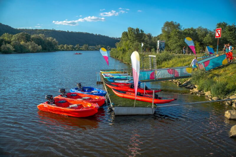 Prague: Vltava River Double Kayak Rental - Safety and Accessibility