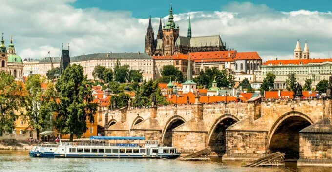 Prague: Vltava River Sightseeing Cruise - Accessibility and Restrictions