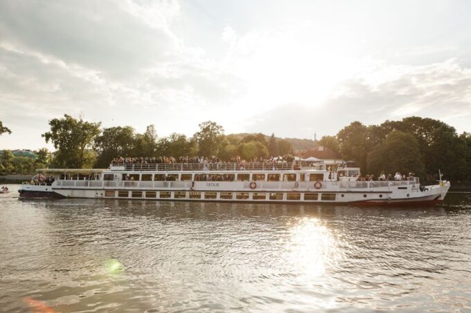 Prague: Vltava River Sightseeing Cruise - Important Information