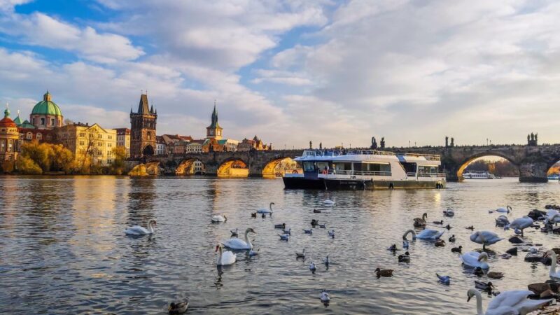 Prague: Vltava River Sightseeing Cruise - Booking and Cancellation Policy