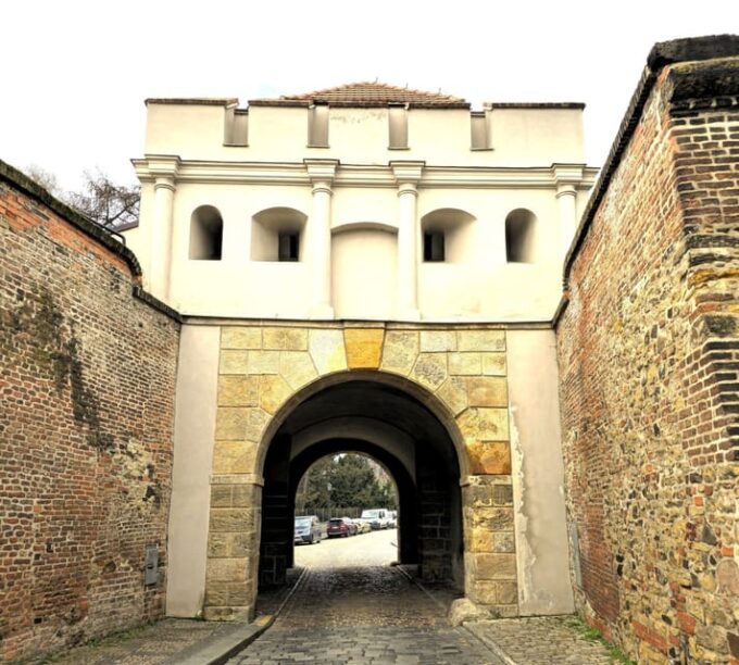 Prague: VyšEhrad Audio Guide With Optional Basilica Ticket - Customer Feedback